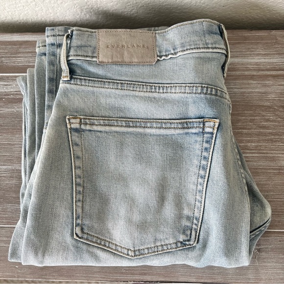 Everlane The Cheeky Split-Hem Jean Vintage Light Wash Size 29 Organic Cotton - Picture 9 of 15